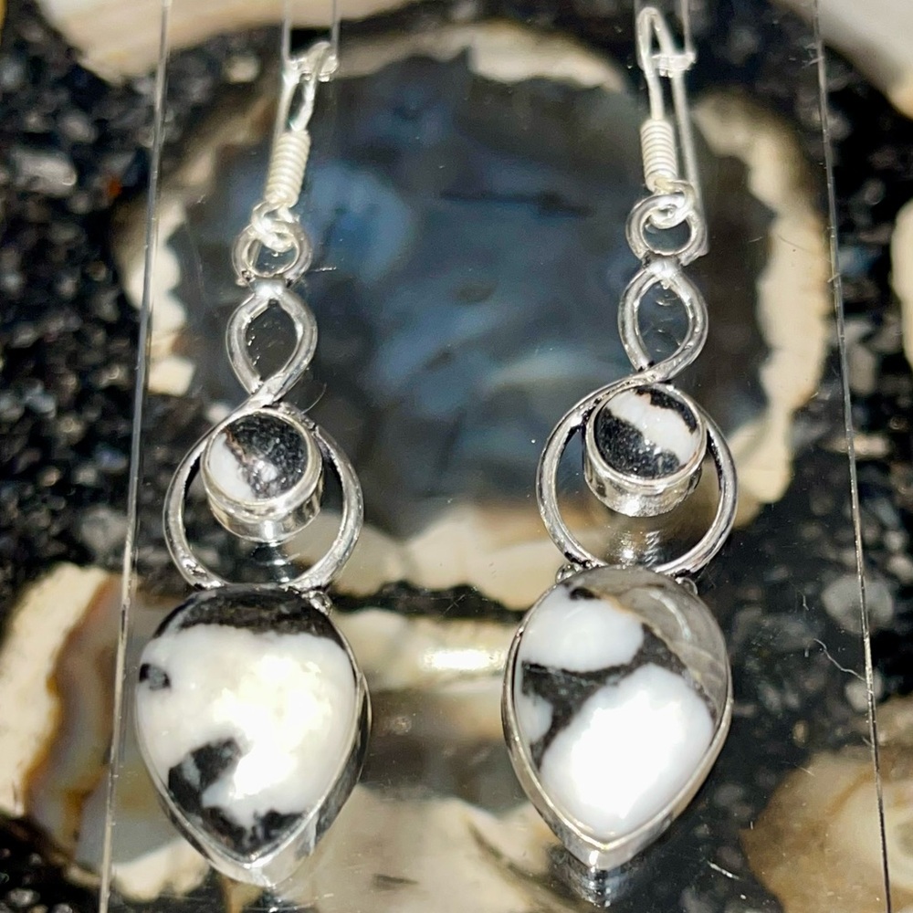 White Buffalo Turquoise Earrings 2 1/2” - Picture 13 of 17